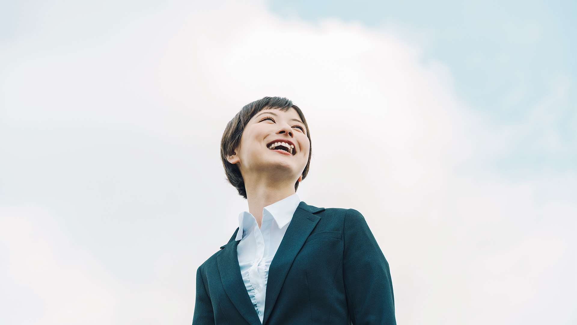 採用情報