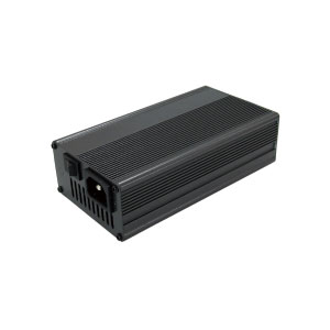 バッテリーチャージャー 10A1バンクモデル（12V）
